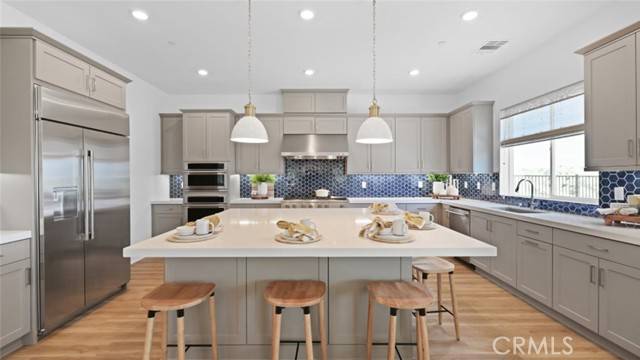 Valencia (santa Clarita), CA 91354,29626 Corte Ballenas
