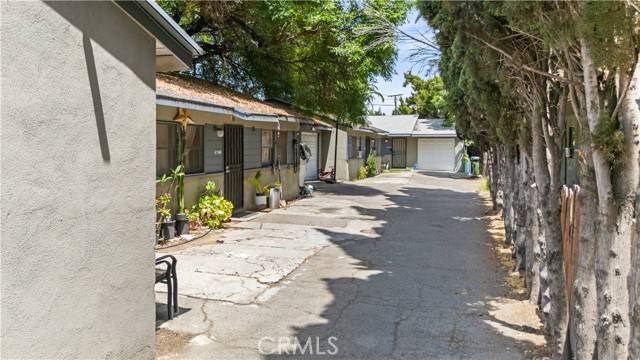 Van Nuys (los Angeles), CA 91401,6240 Hazeltine Avenue