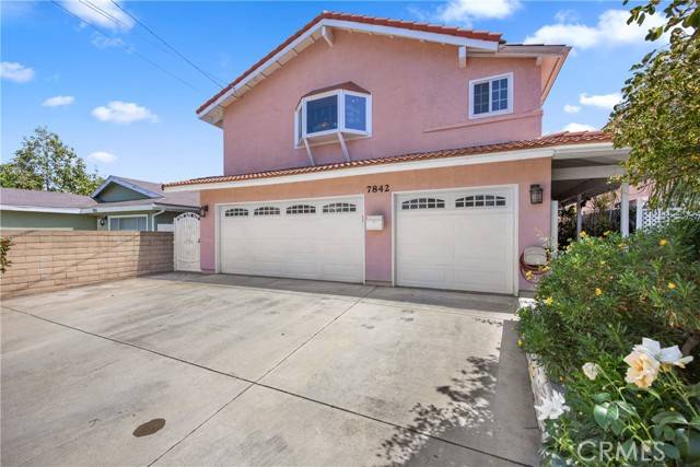 Huntington Beach, CA 92647,7842 Cypress Drive