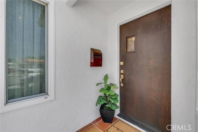 Long Beach, CA 90805,1242 E Poinsettia Street