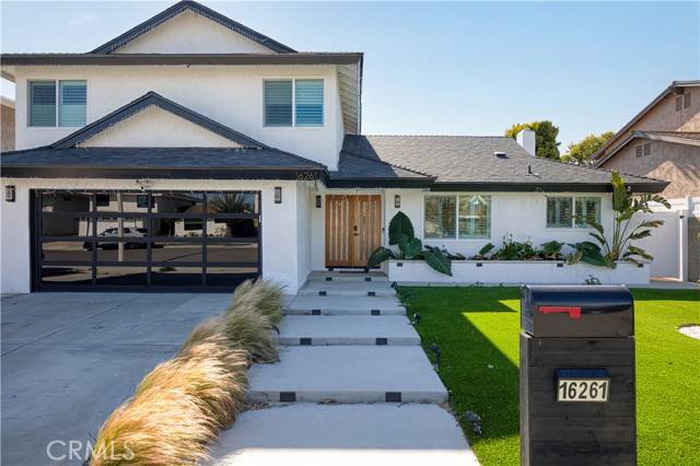 Huntington Beach, CA 92647,16261 Angler Lane