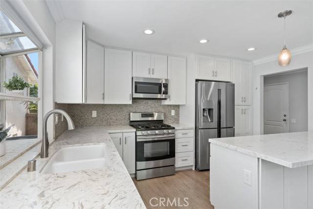 Mission Viejo, CA 92692,28205 Zurburan