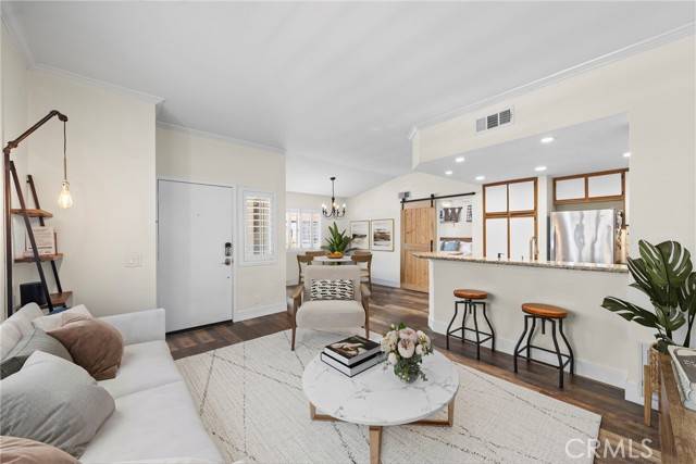 Rancho Santa Margarita, CA 92688,55 Rabano #240
