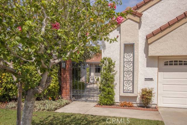 Laguna Woods, CA 92637,5239 Elvira
