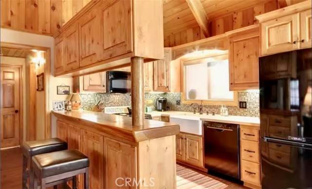Big Bear Lake, CA 92315,653 Temple Lane