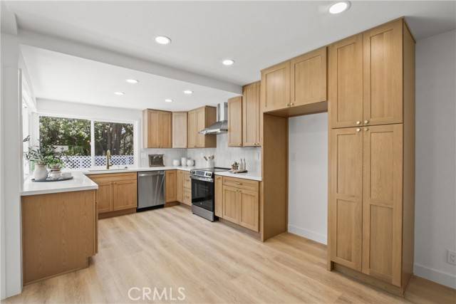 Laguna Hills, CA 92653,25052 Mawson Drive
