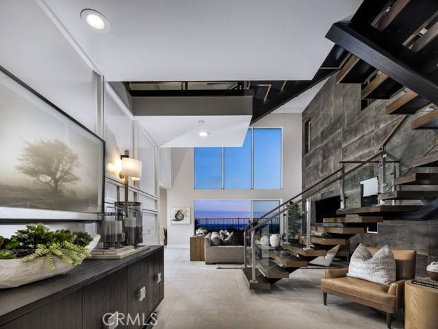 Montebello, CA 90640,25 Remy Lane