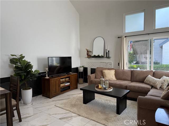 Irvine, CA 92614,410 Fallingstar #35