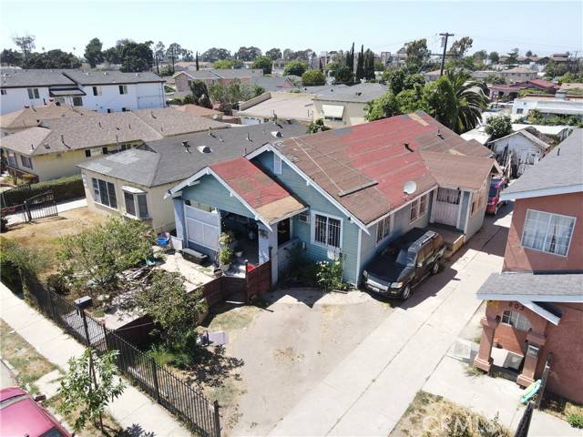 Los Angeles, CA 90003,205 W 98th Street