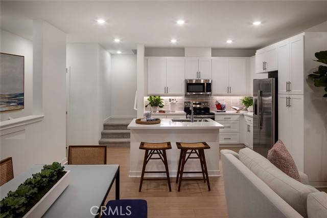 Eastvale, CA 92880,12930 Lassen Dr Drive #102