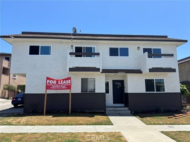 Huntington Beach, CA 92647,17422 Keelson Lane