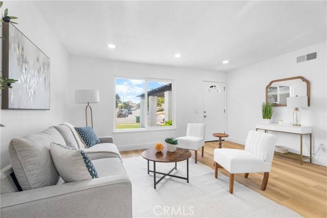 Irvine, CA 92604,14871 Pinehaven Road