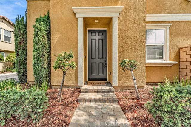 Ontario, CA 91764,3013 E Via Corvina