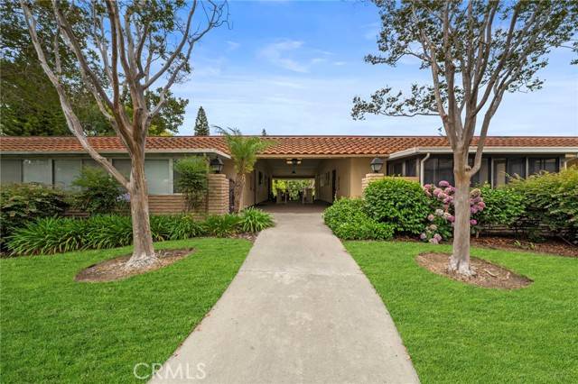 Laguna Woods, CA 92637,834 Ronda Mendoza