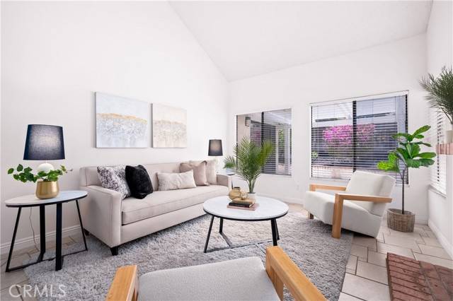 Rancho Santa Margarita, CA 92688,16 Snowberry