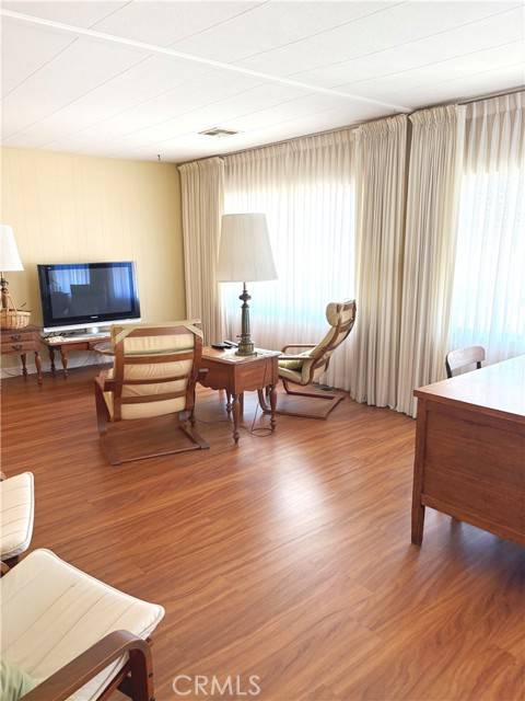 Lake Forest (el Toro), CA 92630,24701 Raymond Way #230