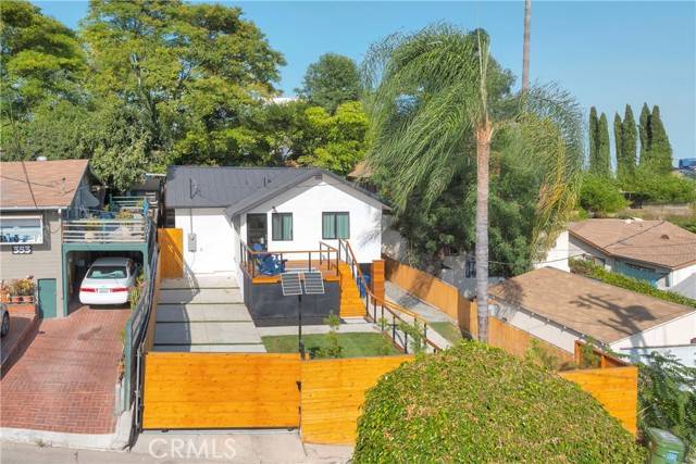 Los Angeles, CA 90042,351 Vista Place