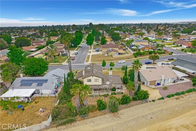 Rialto, CA 92376,847 N Idyllwild Avenue