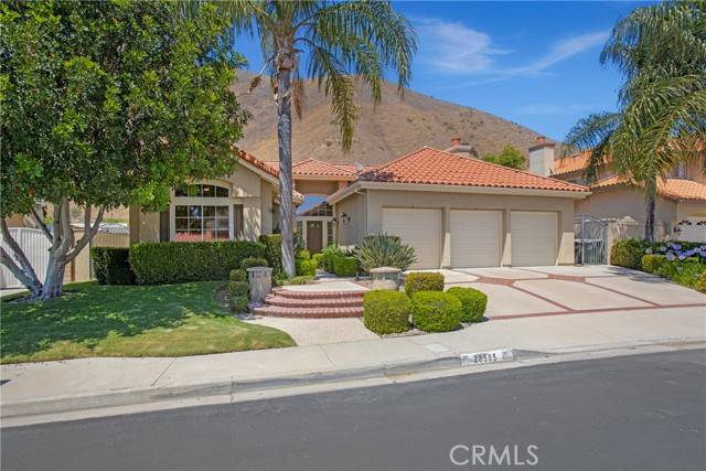 Yorba Linda, CA 92887,28505 Evening Breeze Drive