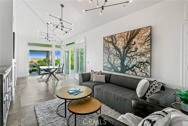 Laguna Niguel, CA 92677,30282 Sonrisa