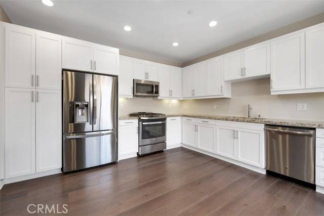 Lake Forest (el Toro), CA 92630,28 Poppy