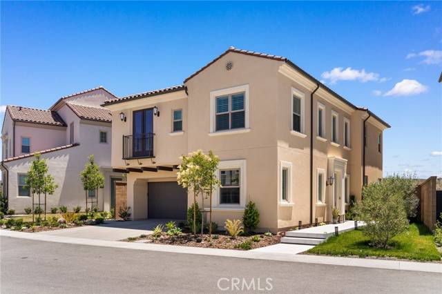 Irvine, CA 92618,246 Canterbury