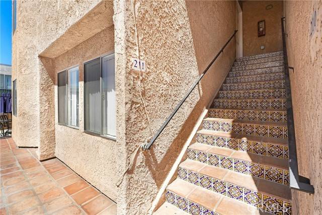 Van Nuys (los Angeles), CA 91406,8020 Langdon Avenue #211