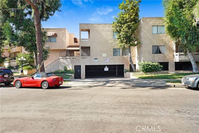 Van Nuys (los Angeles), CA 91406,8020 Langdon Avenue #211