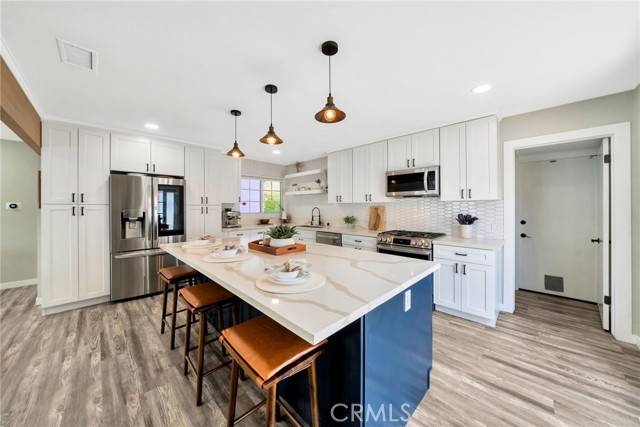Costa Mesa, CA 92626,587 Traverse Drive