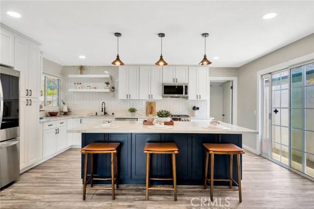 Costa Mesa, CA 92626,587 Traverse Drive