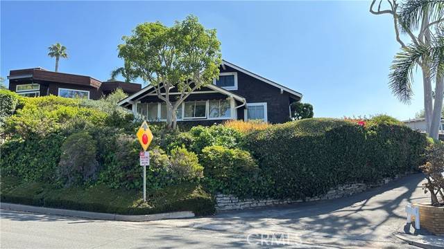 Laguna Beach, CA 92651,625 High Dr