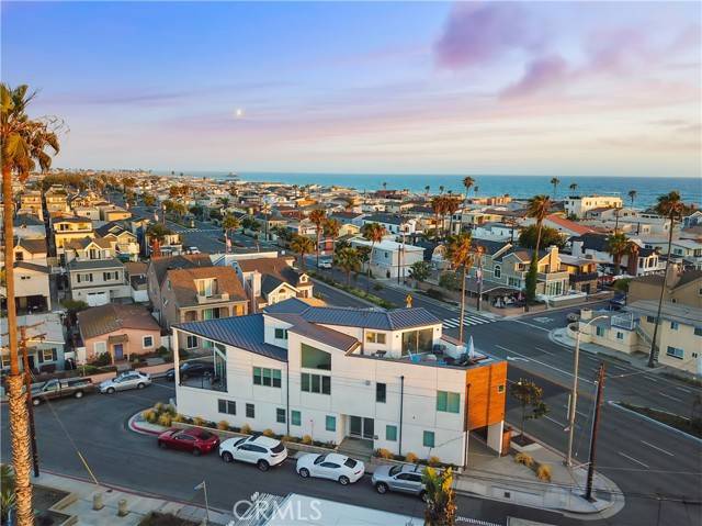 Newport Beach, CA 92663,4405 Channel Place