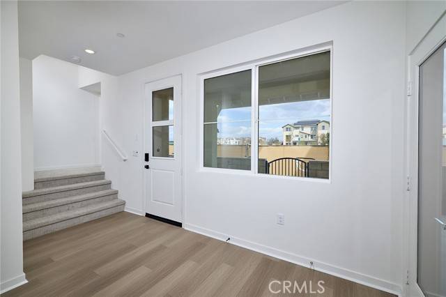 Eastvale, CA 92880,6046 Fairfax Drive