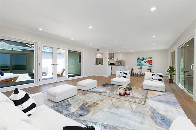 San Clemente, CA 92673,4021 Via Manzana