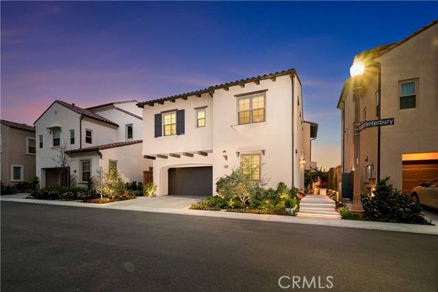 Irvine, CA 92618,208 Canterbury