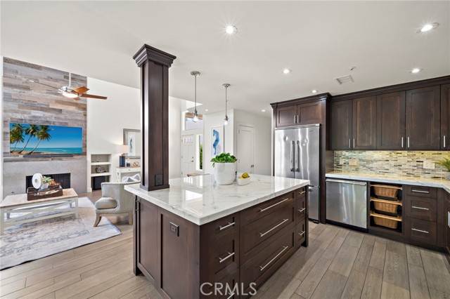 Lake Forest (el Toro), CA 92610,70 Fairfield