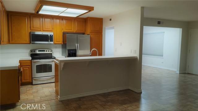 Fountain Valley, CA 92708,10337 Elk River Court