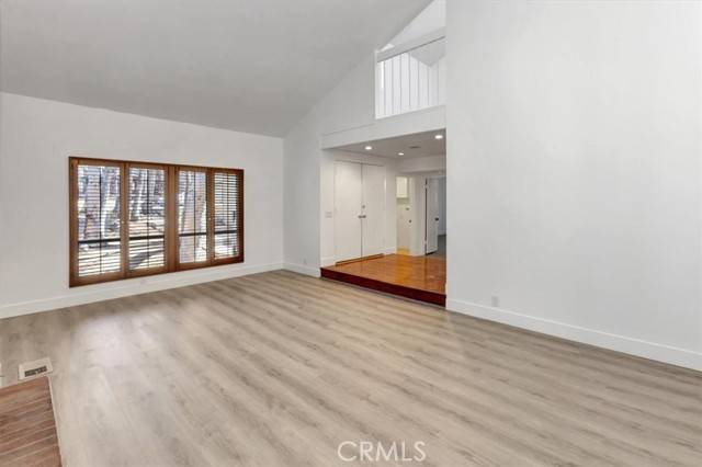 Lake Forest (el Toro), CA 92630,24946 Ravenswood