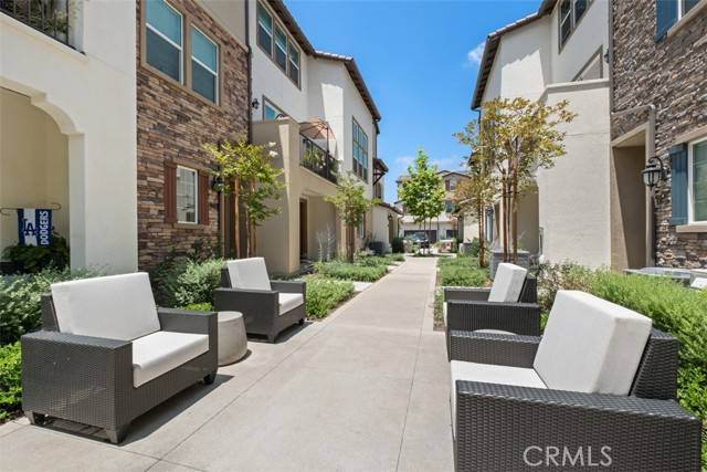 Mission Viejo, CA 92679,242 Niebla Ln