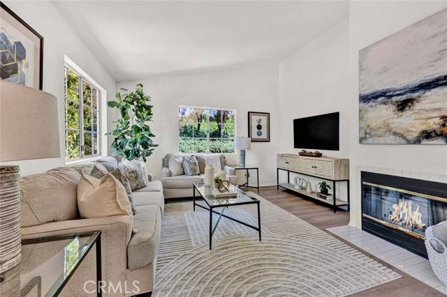 Lake Forest (el Toro), CA 92630,25568 Azalea
