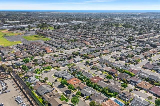 Huntington Beach, CA 92647,16381 Magellan Lane