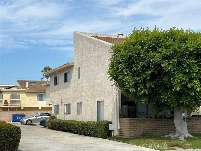 Huntington Beach, CA 92649,16771 Green Lane