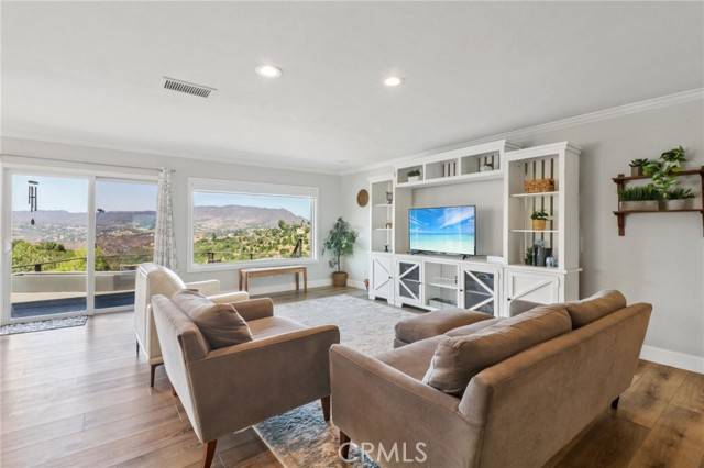Fallbrook, CA 92028,973 Quail Creek Road