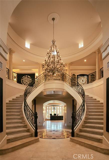 Newport Beach, CA 92660,20391 Cypress Street