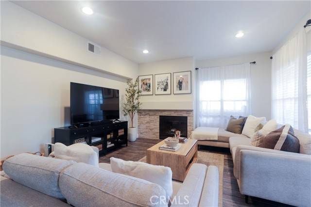 Rancho Santa Margarita, CA 92688,38 Via Contento