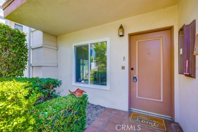 Fullerton, CA 92831,1354 Shadow Lane #102