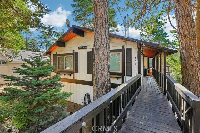 Lake Arrowhead, CA 92352,761 W Victoria Court