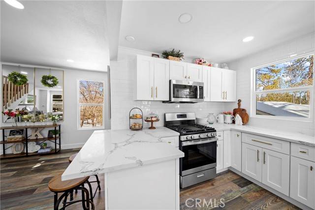 Lake Arrowhead, CA 92326,27584 Weirwood Drive