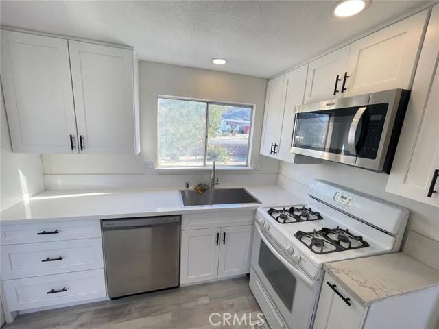 Twentynine Palms, CA 92277,71630 29 Palms Hwy #1