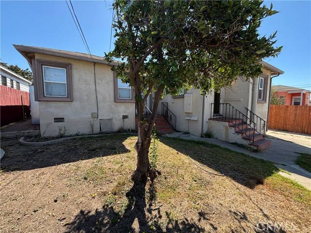 Los Angeles, CA 90043,5709 Alviso Avenue
